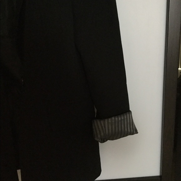 Forever 21 black blazer size small good condition - Picture 4 of 4